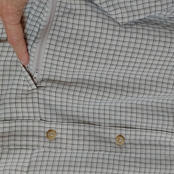 Men's Casual Button Shirt - Picture 3 of 5